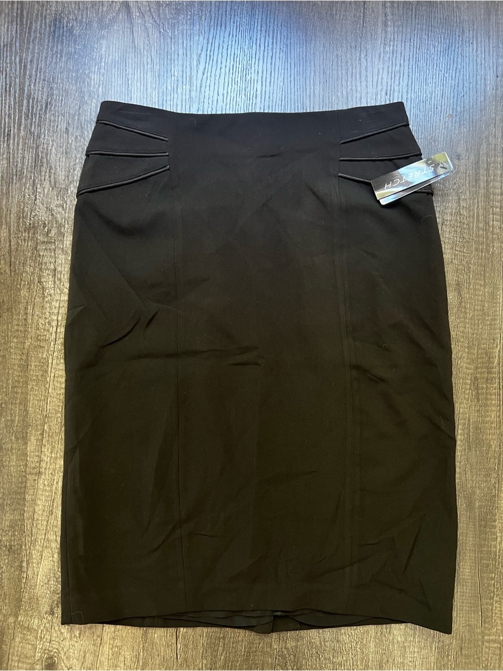 Black Pleated-Accent Pencil Skirt
